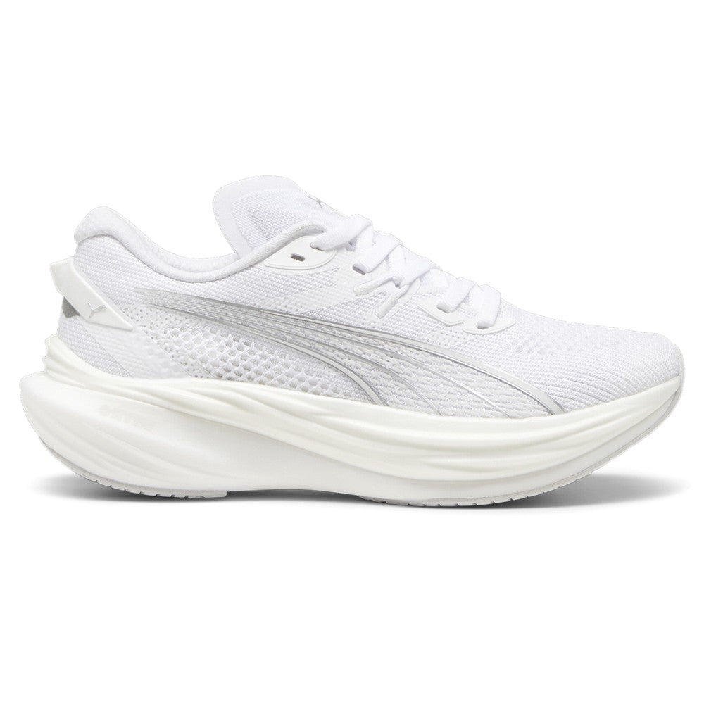 Side view on white background of Womens Puma Deviate Nitro 3 running shoe in Puma White/Feather Grey, Medium (Regular) width
