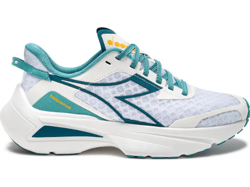 Women's Diadora Frequenza, Wht/Colonial Bl/Dusty Turquois, 9 B Medium