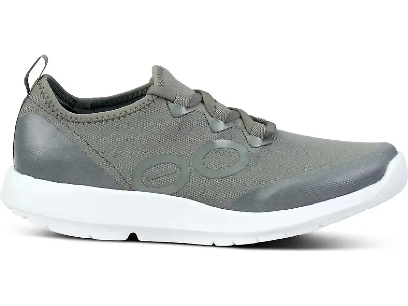 Women's OOFOS OOmg Sport LS, Olive, 8 B Medium