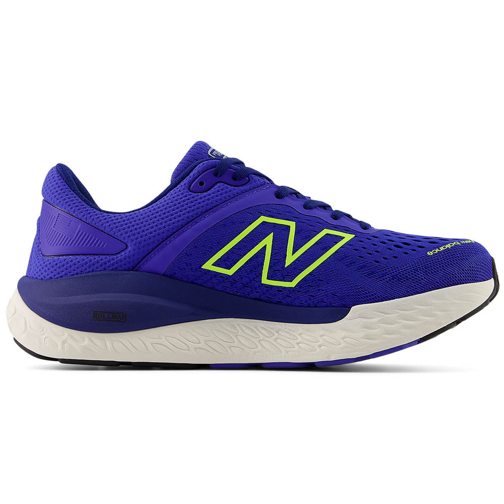 Side view on white background of Mens New Balance Fresh Foam 1540 running shoe in Marine Blue/Thirty Watt, Wide width