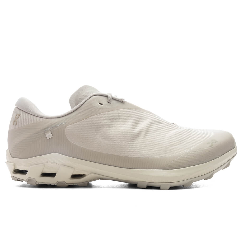 Women's On Cloudventure Peak PAF, Ice/Moondust, 7.5 B Medium