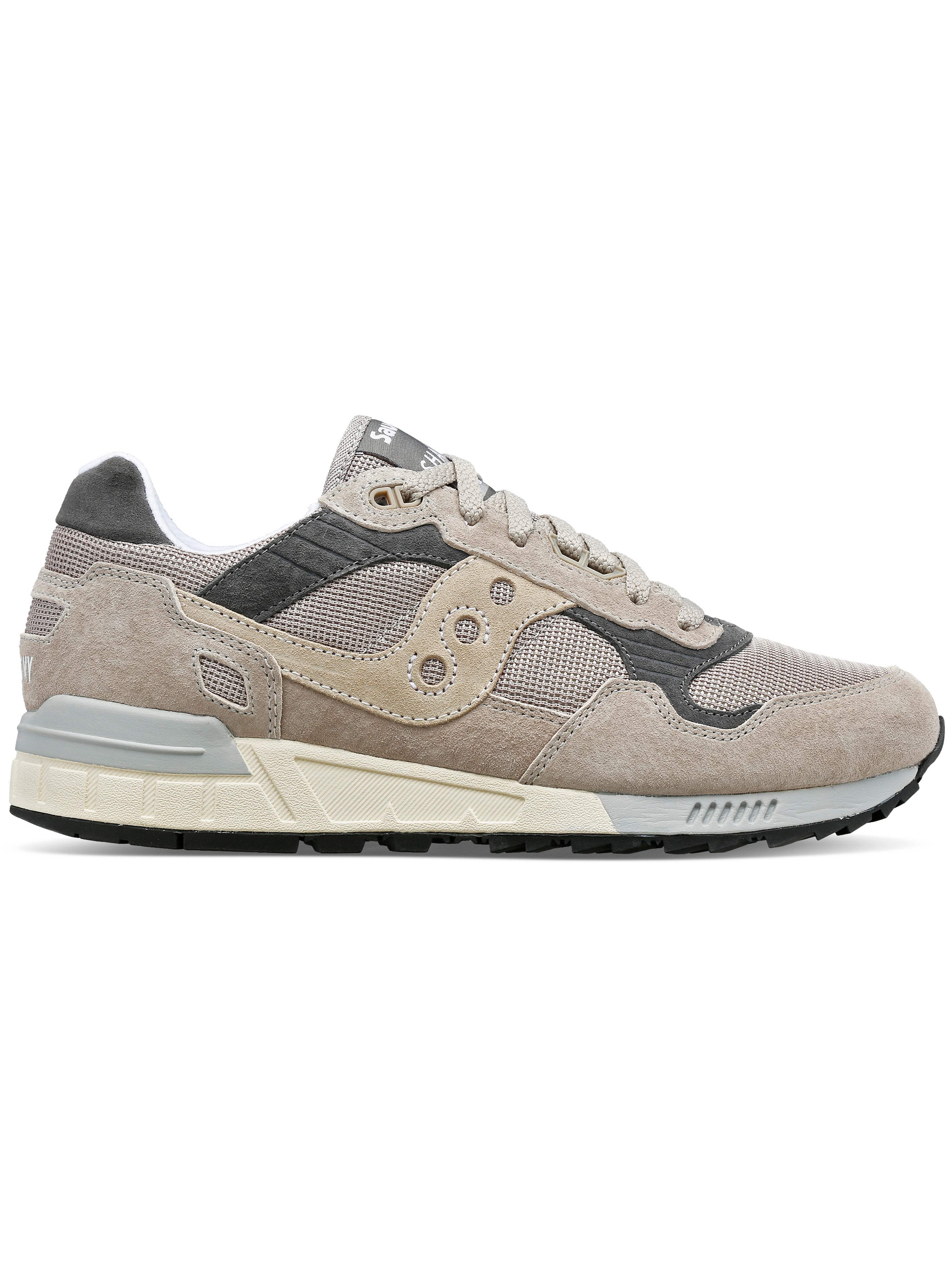 Side view on white background of Mens Saucony Shadow 5000 running shoe in Grey/Grey, Medium (Regular) width