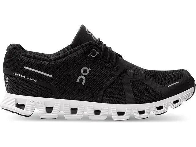 Women's On Cloud 5, Black/White, 5.5 B Medium