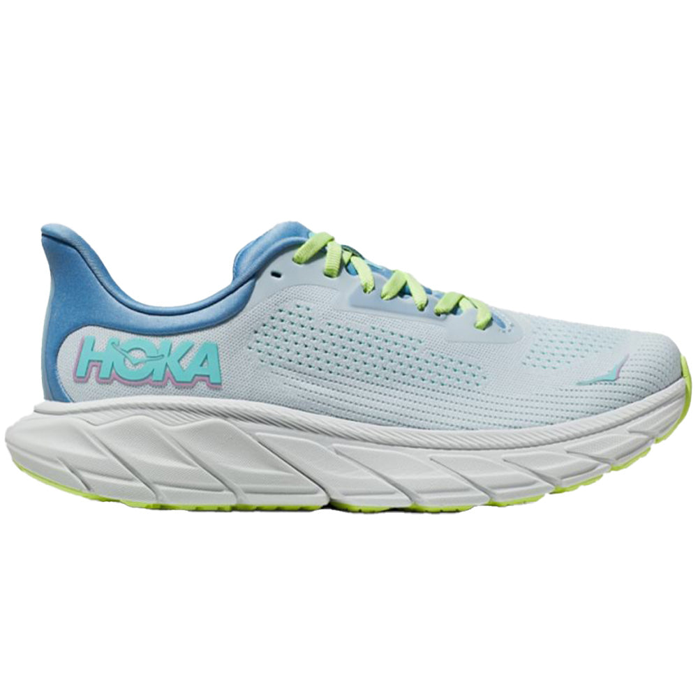 Side view on white background of Womens Hoka Arahi running shoe in Illusion/Dusk, Medium (Regular) width