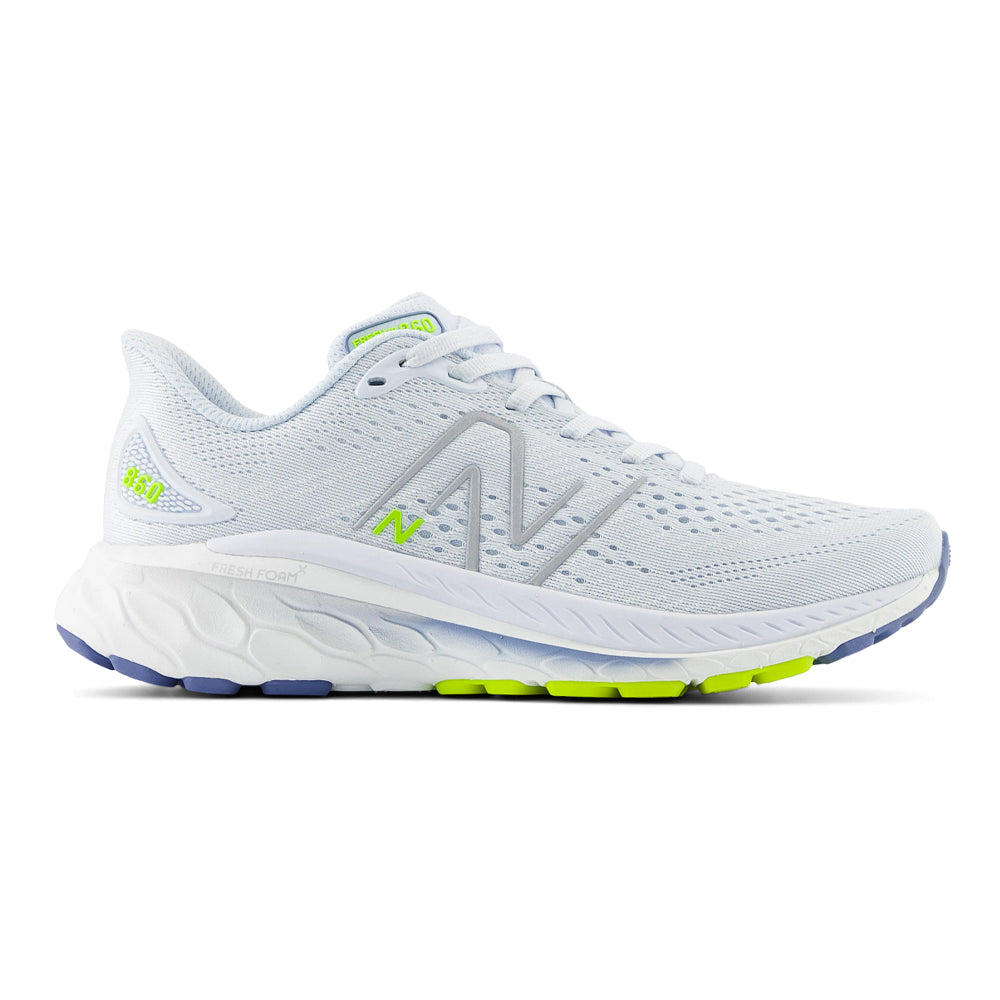 Side view on white background of Womens New Balance Fresh Foam 860 running shoe in Ice Blue/Thirty Watt, Wide width
