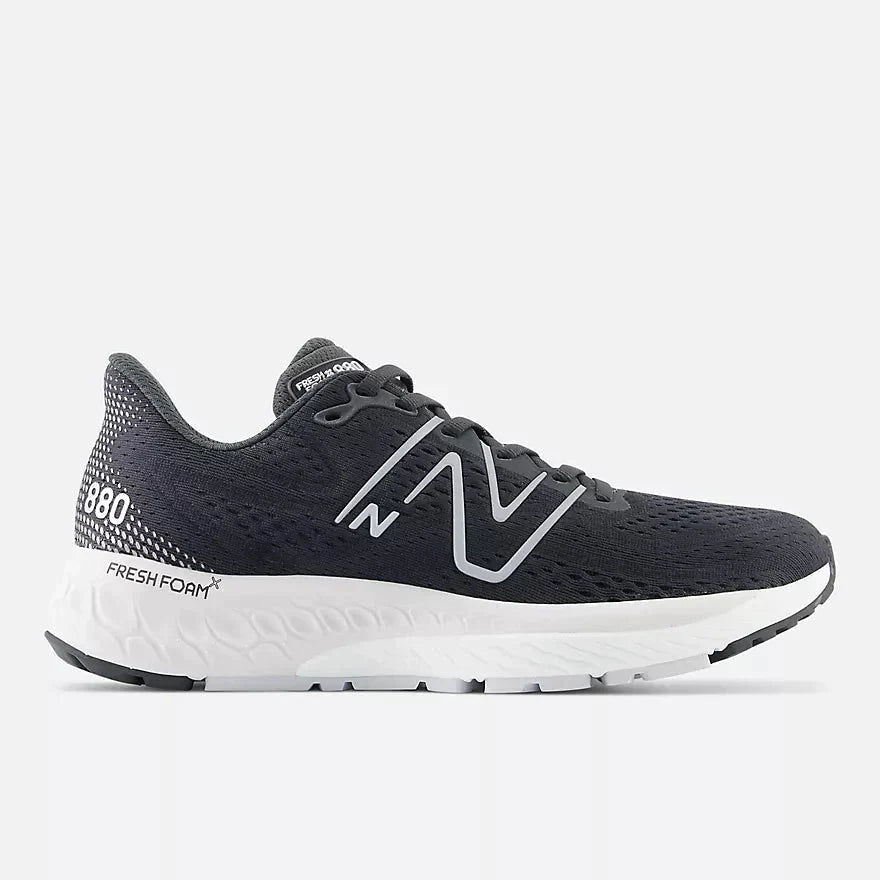 Women's New Balance Fresh Foam X 880v13, Grey/Black, 8 2E Extra Wide