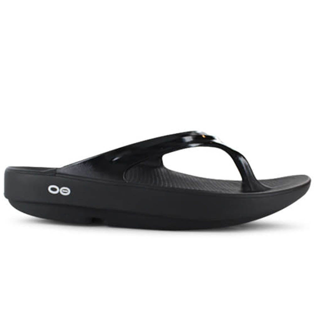 Side view on white background of Womens OOFOS OOlala running shoe in Black, Medium (Regular) width