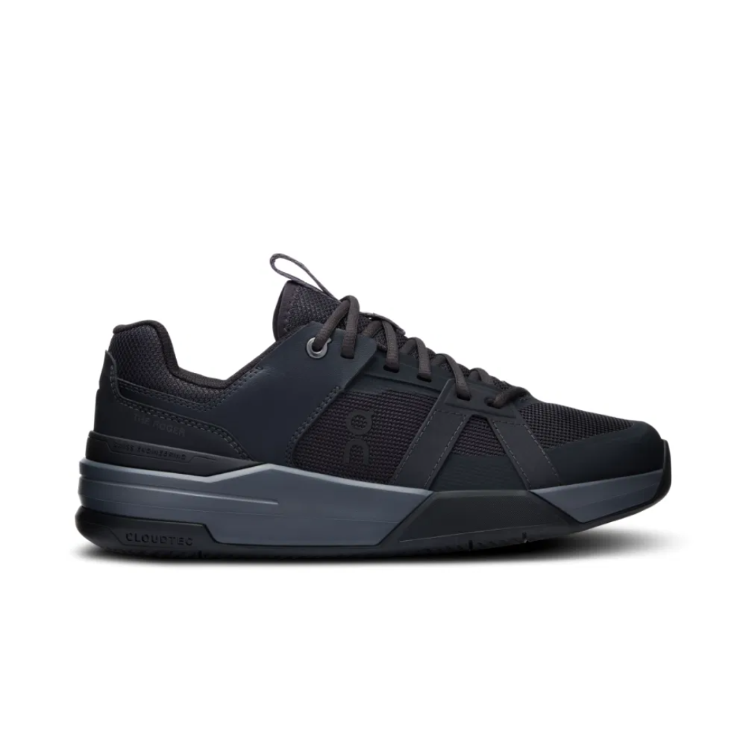 Side view on white background of Youth On shoe in Black/Eclipse, Medium (Regular) width