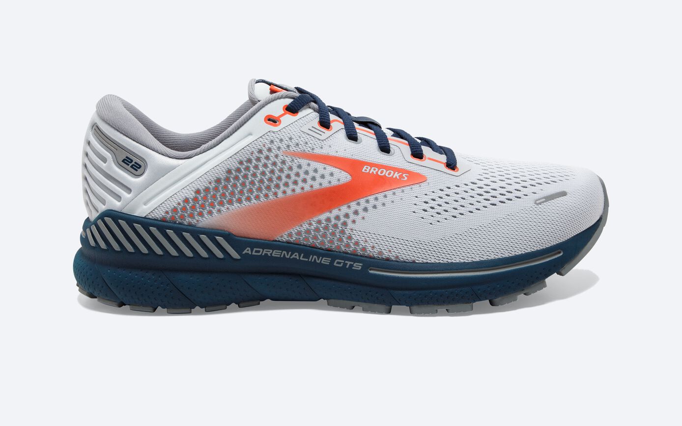 Men's Brooks Levitate 5, White/Titan/Flame, 9.5 D Medium