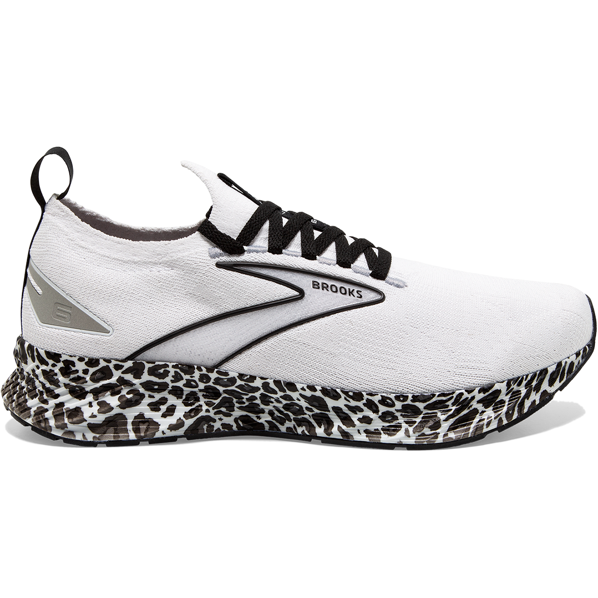 Women's Brooks Levitate StealthFit 6, White/Black/Alloy, 12 B Medium
