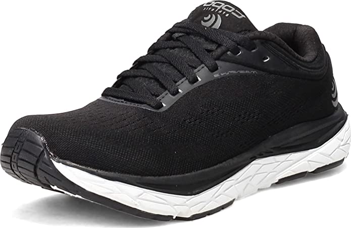 Women's Topo Athletic Magnifly 3, Black/Black, 6 B Medium