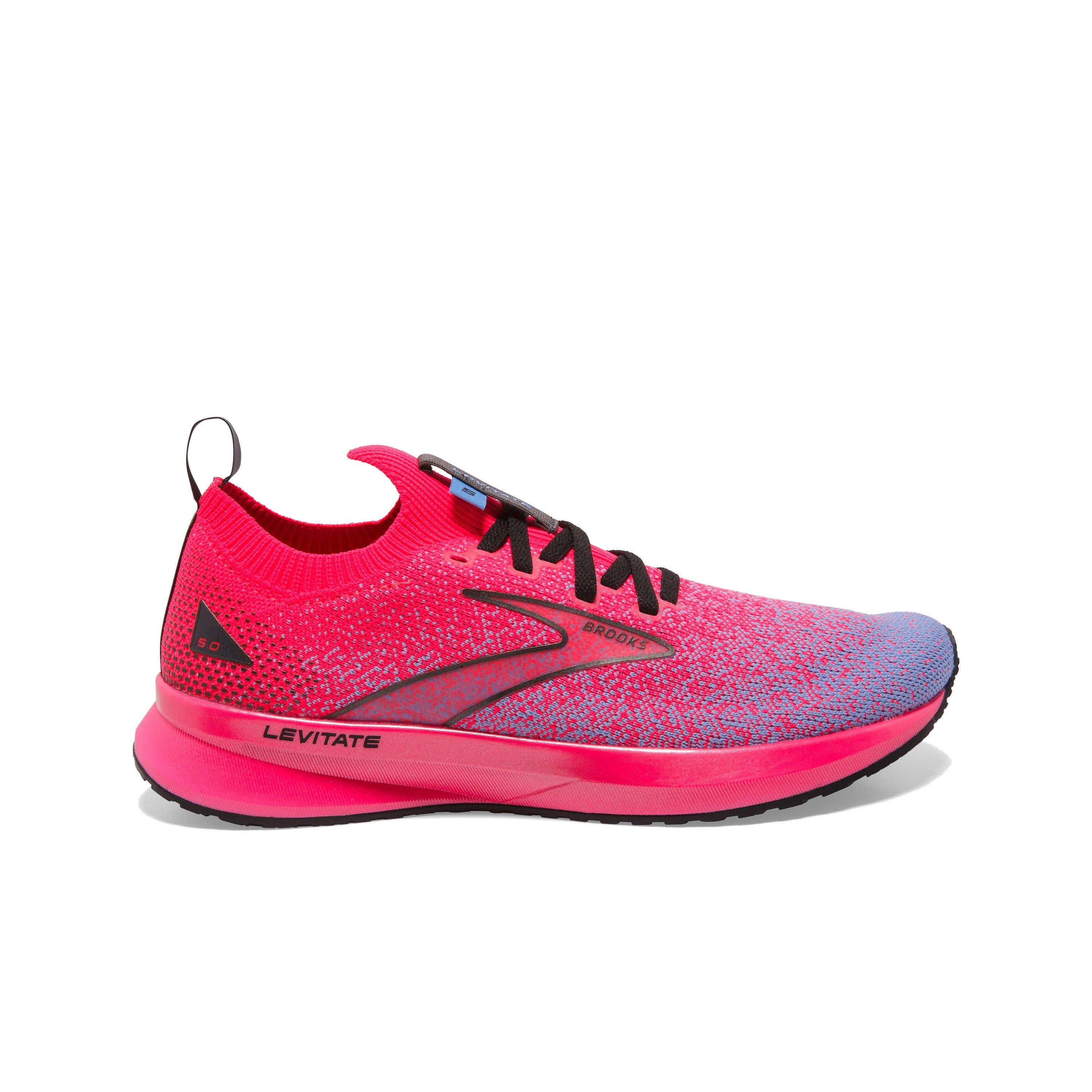 Women's Brooks Levitate Stealthfit 5, Diva Pink/Cornflower/Black, 11 B Medium