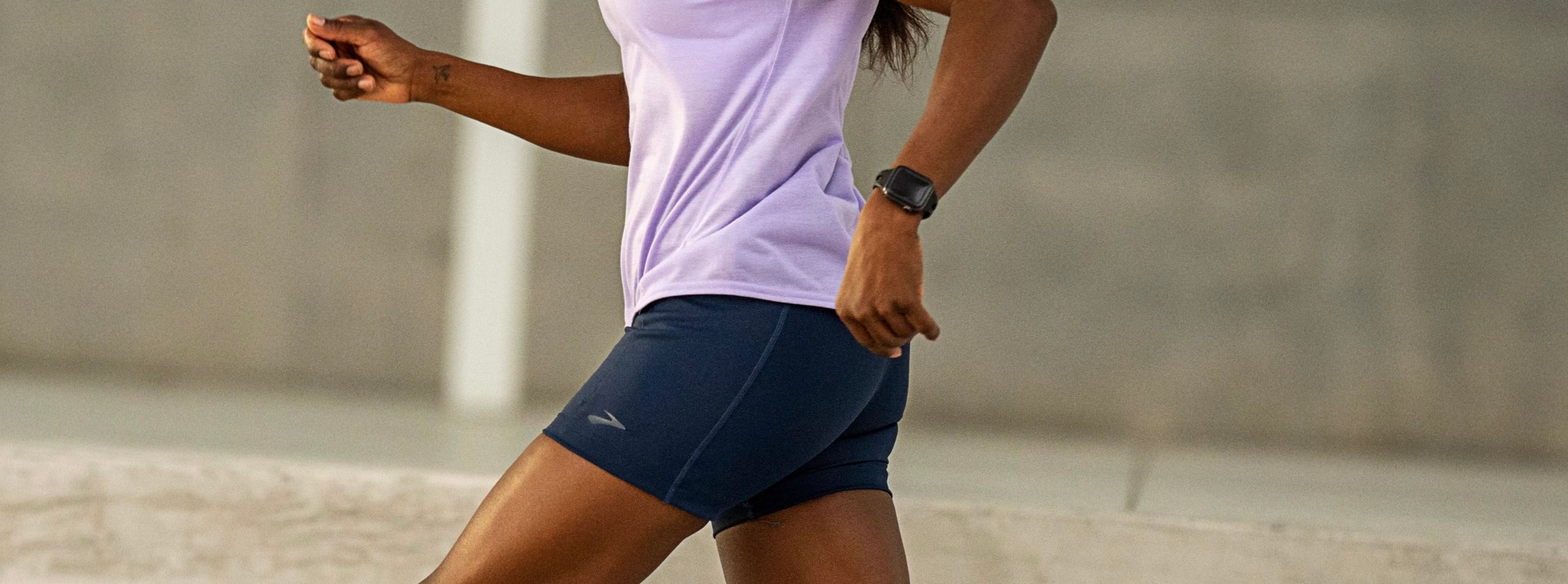 buy brooks running shoes