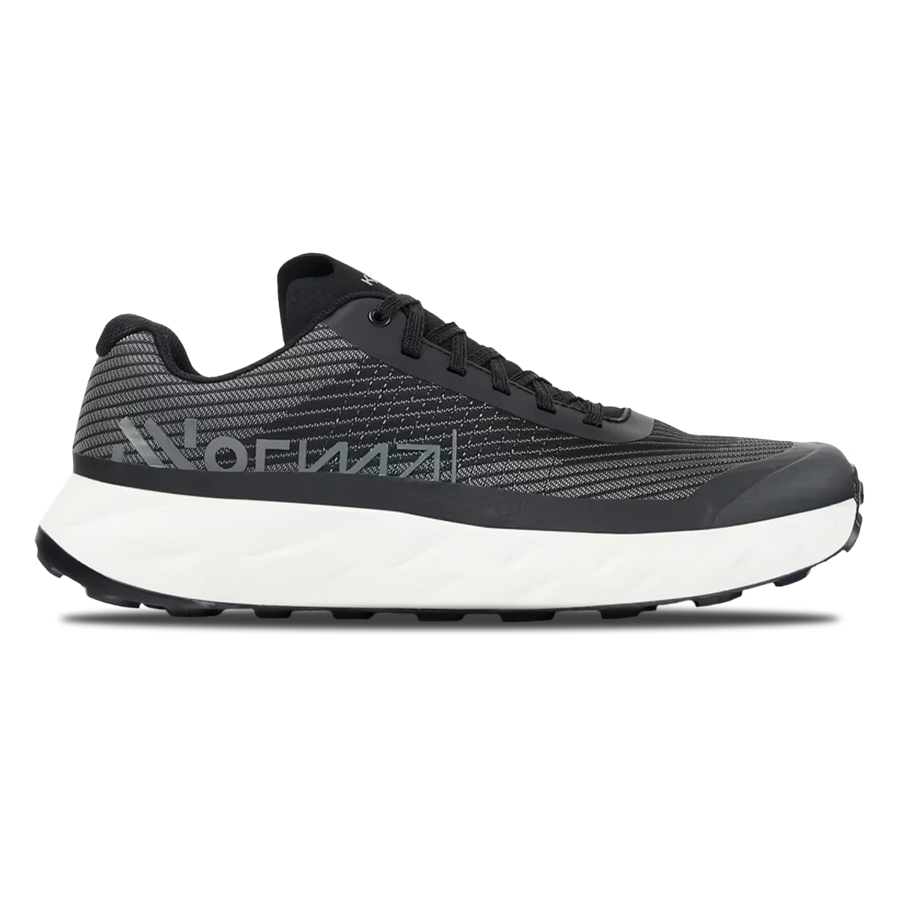 Side view on white background of Mens Nnormal Kjreg running shoe in Black/Grey, Medium (Regular) width