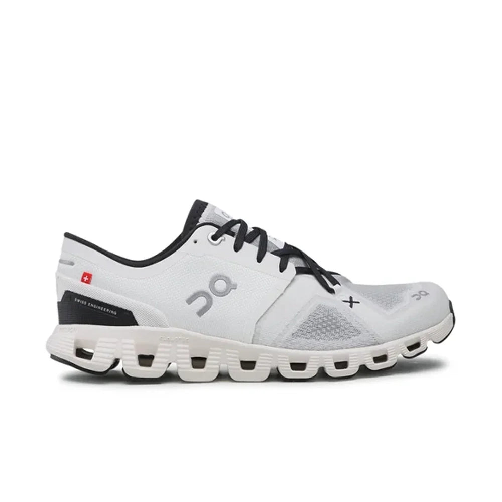 Women's On Cloud X 3, White/Black, 6.5 B Medium