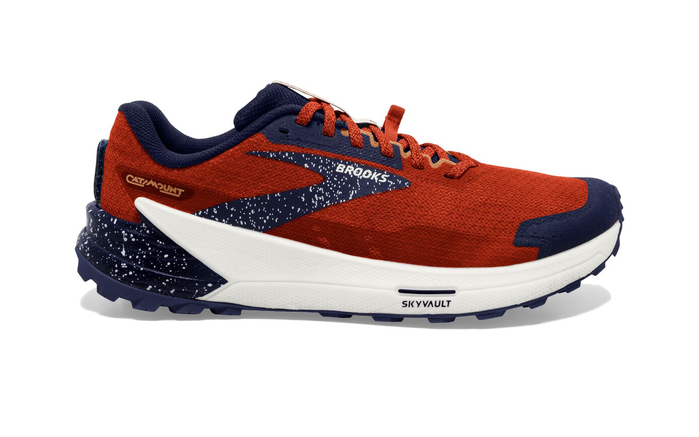 Side view on white background of Mens Brooks Catamount 2 running shoe in Rooibos/Biscuit/Peacoat, Medium (Regular) width