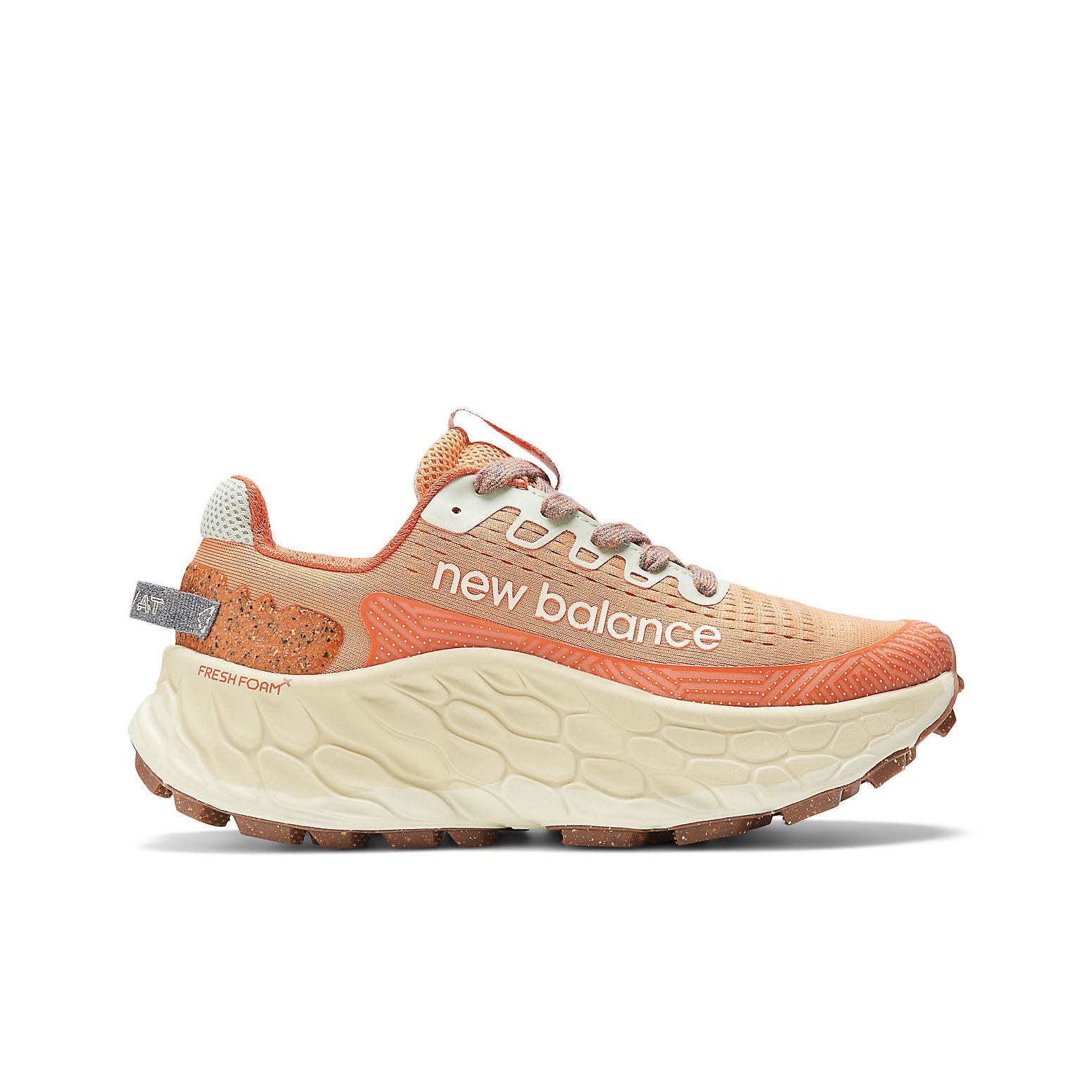 Women's New Balance Fresh Foam More Trail V3, Daydream/Cayenne, 8.5 D Wide