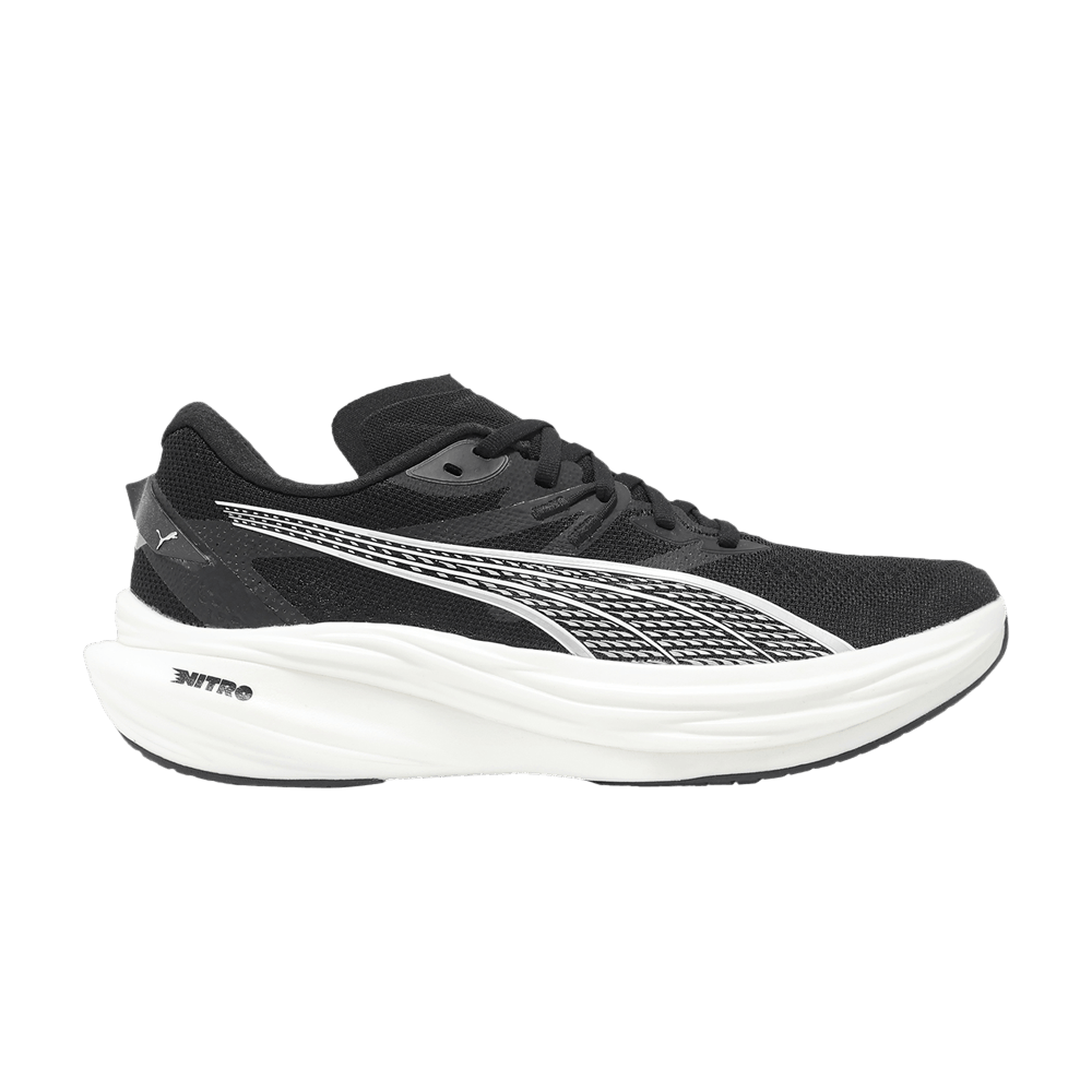 Side view on white background of Mens Puma Deviate Nitro 3 running shoe in Puma Black/Puma White, Medium (Regular) width