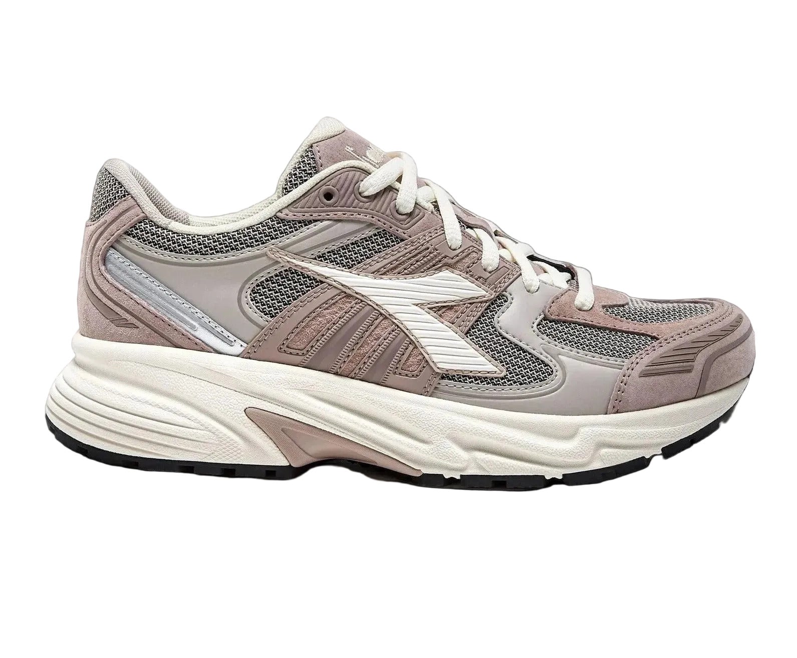 Side view on white background of Mens Diadora Mythos Star Pigskin running shoe in Gray Morning, Medium (Regular) width