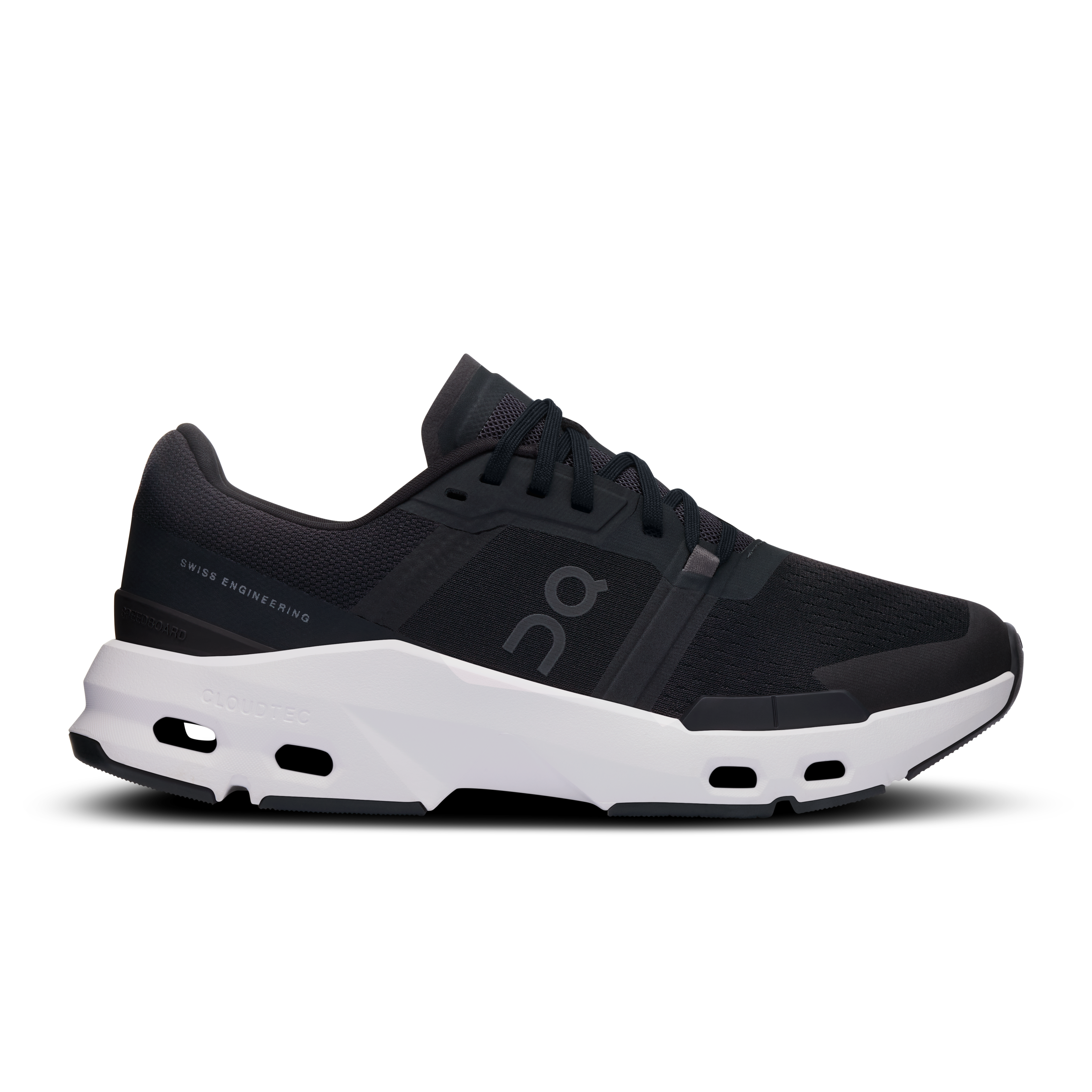 Women's On Cloudpulse, Black/White, 7 B Medium