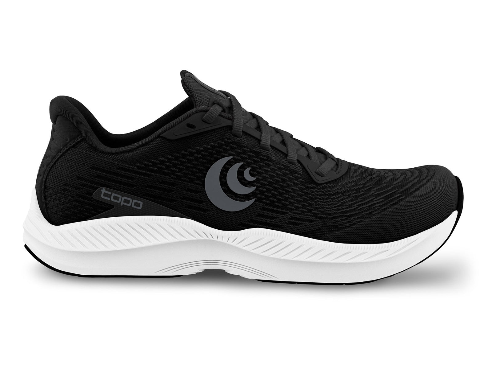 Side view on white background of Mens Topo Athletic Fli-Lyte 5 running shoe in Black/White, Medium (Regular) width