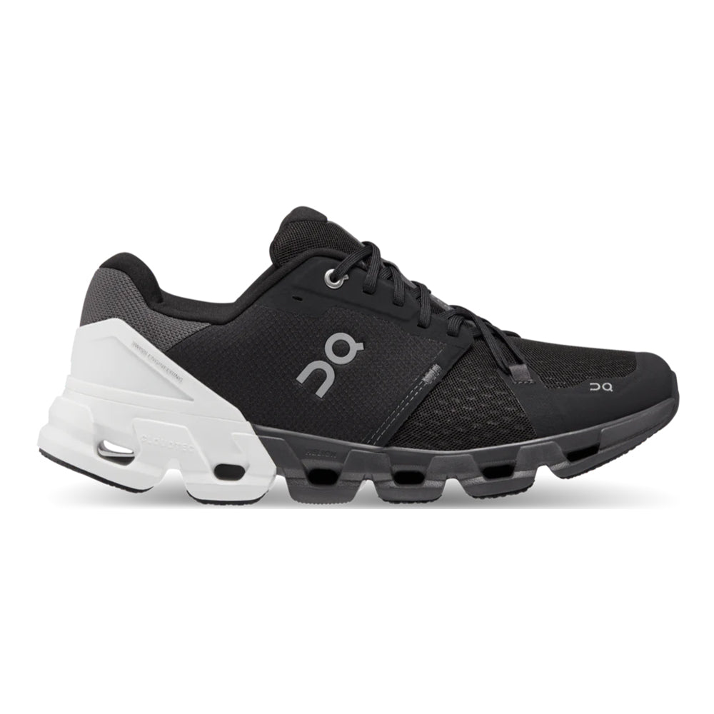 Men's On Cloudflyer 4, Black/White, 9.5 2E Wide