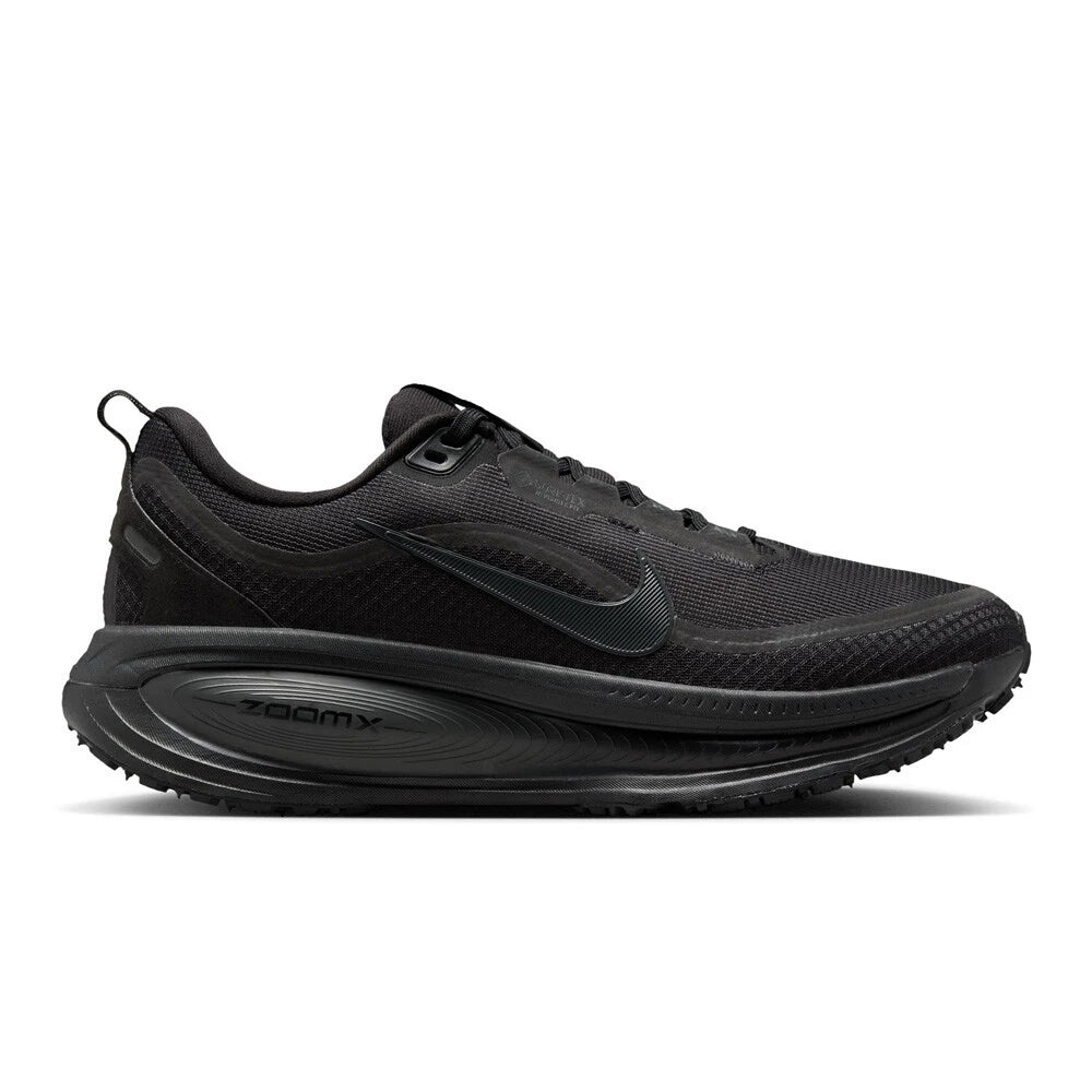 Side view on white background of Mens Nike Vomero 18 GTX running shoe in Black/Anthracite, Medium (Regular) width