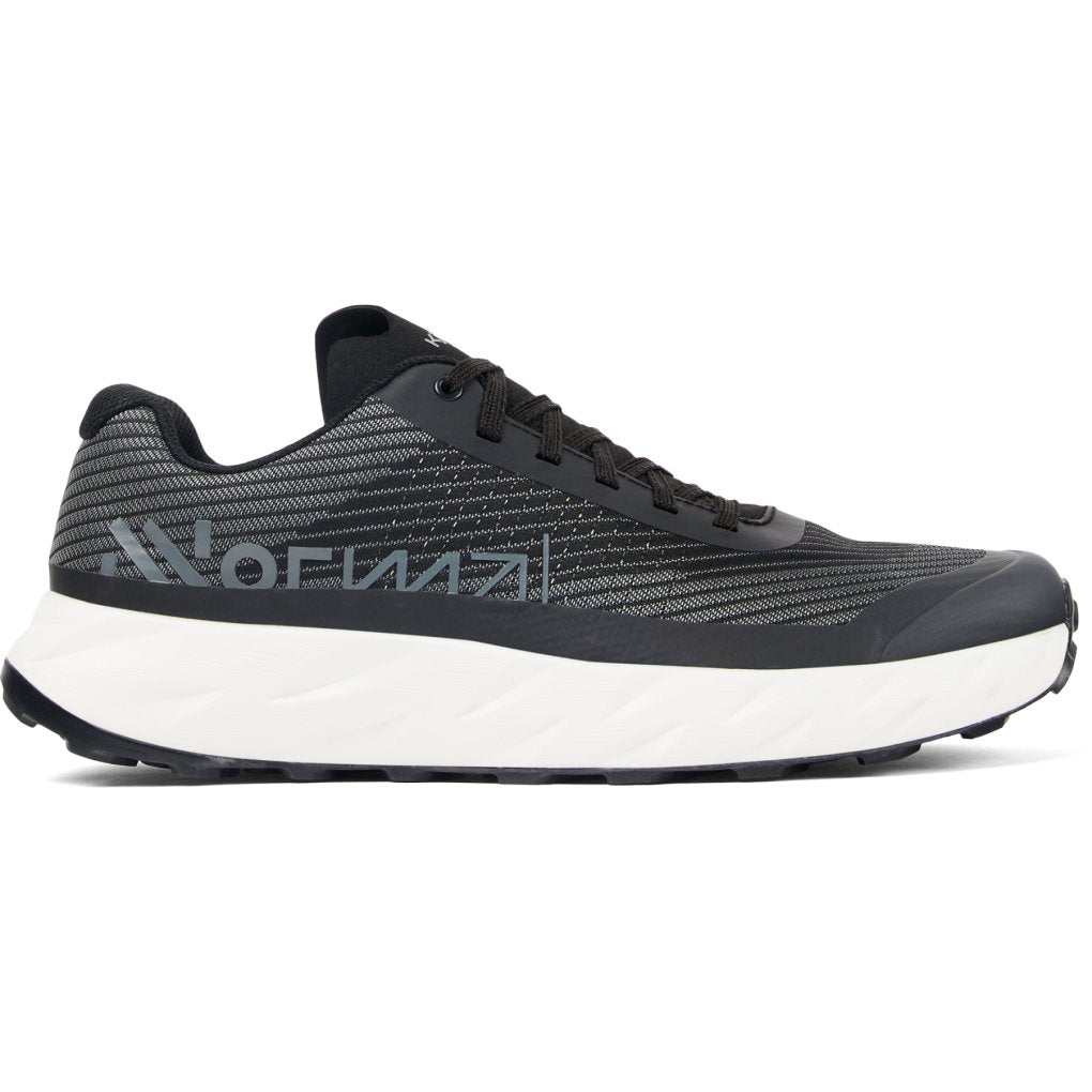 Side view on white background of Mens Nnormal Kjerag 01 running shoe in Black/Grey, Medium (Regular) width