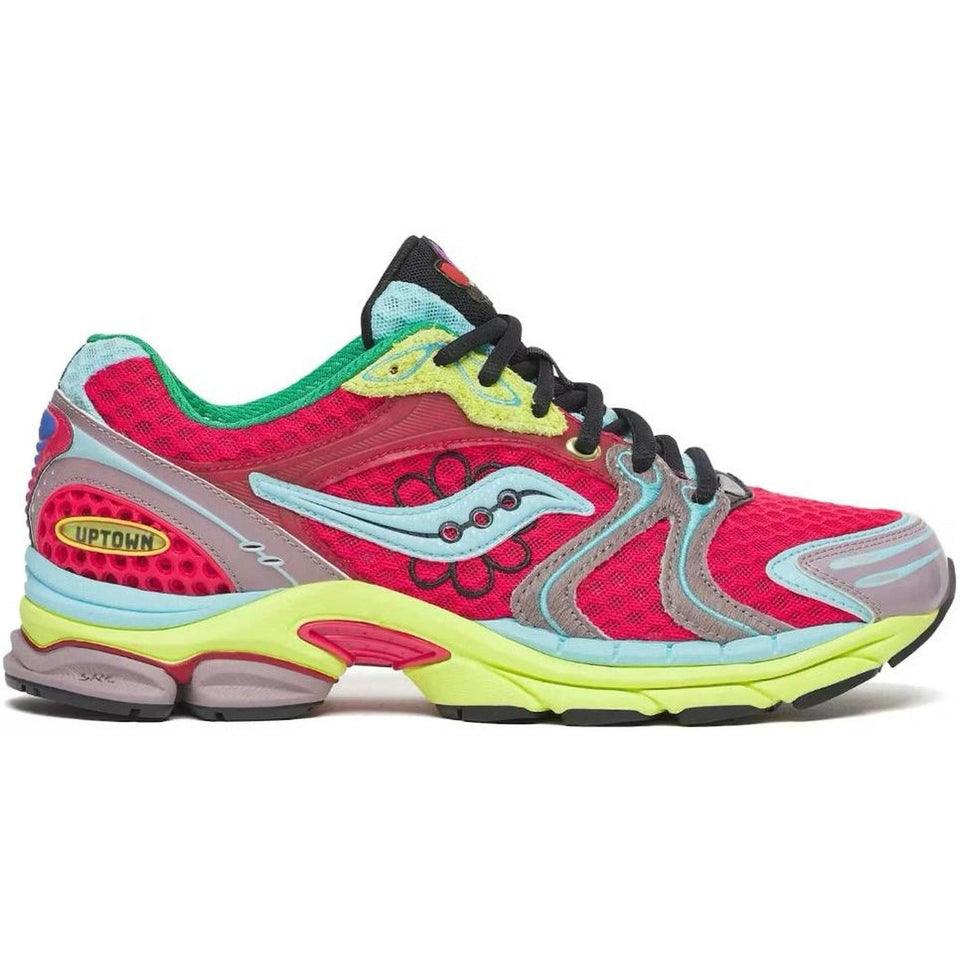Side view on white background of Mens Saucony ProGrid Triumph 4 x Jae Tips running shoe in Poison Ivy, Medium (Regular) width