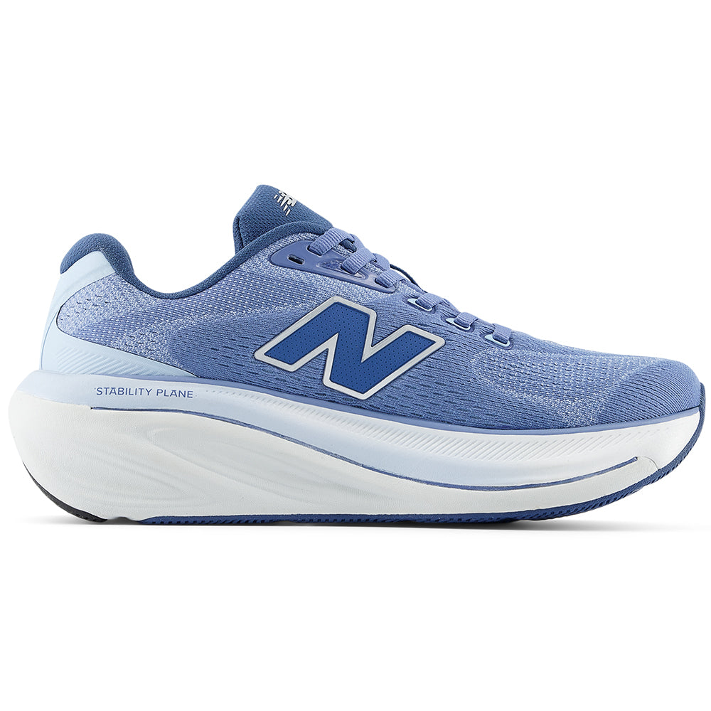 Side view on white background of Womens New Balance Fresh Foam 860 running shoe in Fairweather Blue/Silver Metallic, Medium (Regular) width
