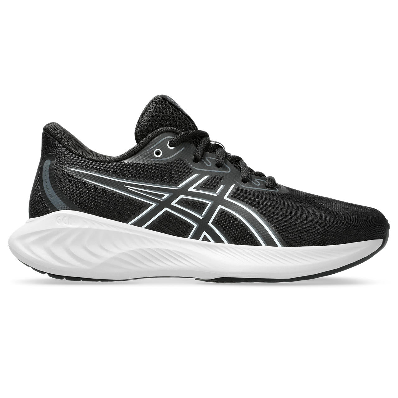 Side view on white background of Youth Asics Gel-Cumulus 26 GS running shoe in Black/White, Medium (Regular) width