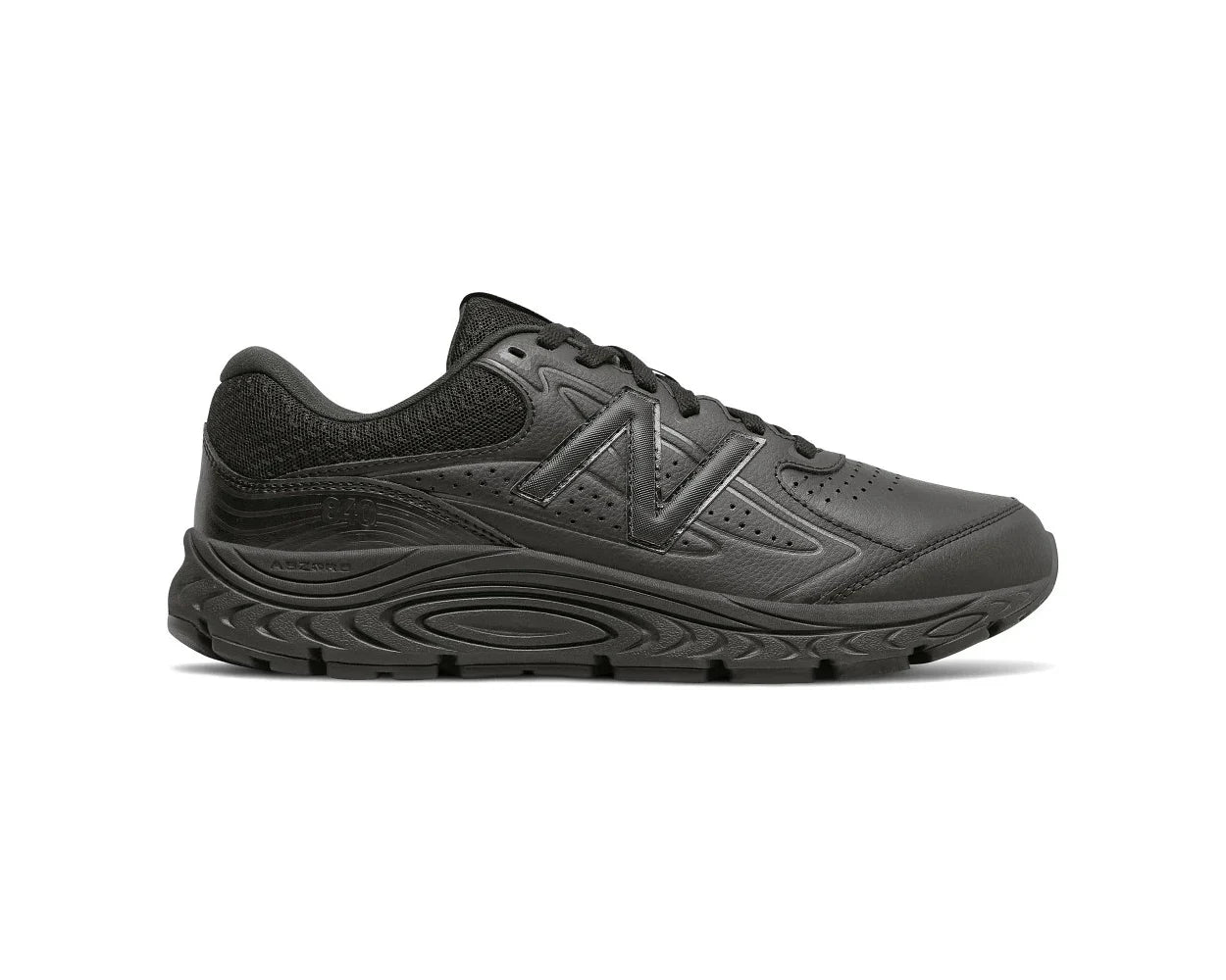 Side view on white background of Mens New Balance 840v3 running shoe in Black/White, Medium (Regular) width
