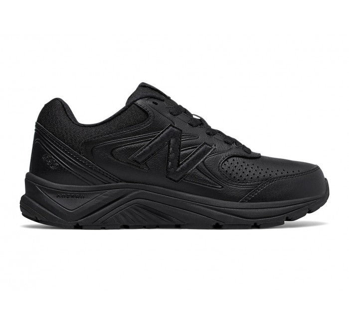 Side view on white background of Mens New Balance 840v2 running shoe in Black/Black, Medium (Regular) width