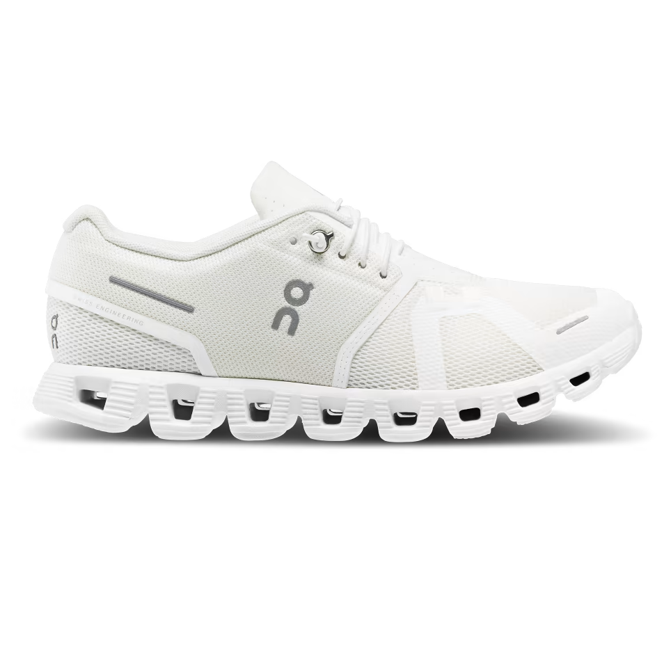 Women's On Cloud 5, Undyed-White/White, 5 B Medium