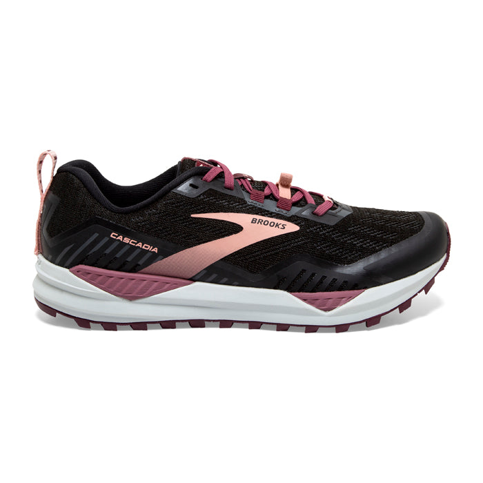 Women's Brooks Cascadia 15, Black/Ebony/Coral Cloud, 9 B Medium