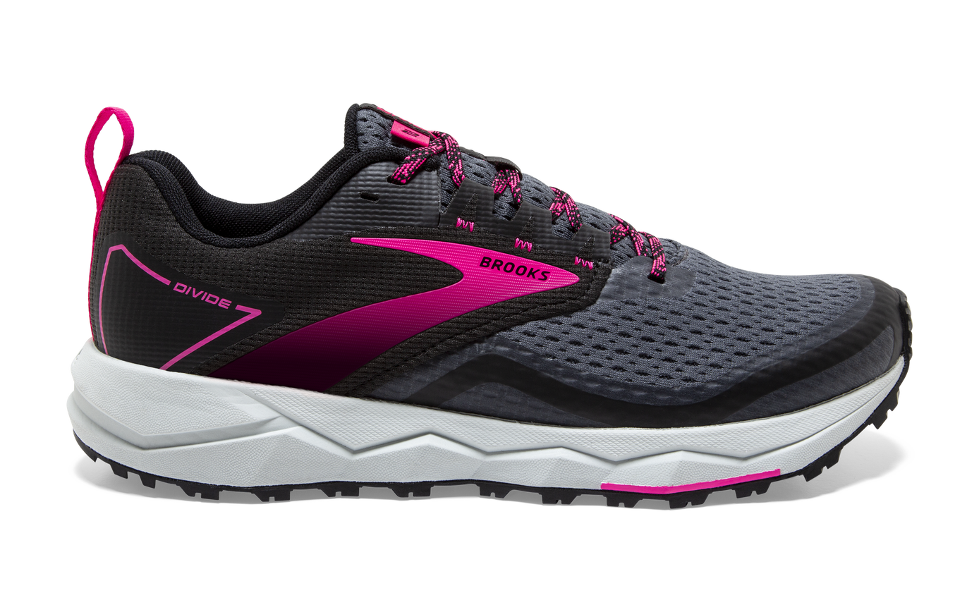 Women's Brooks Divide 2, Black/Ebony/Pink, 11 B Medium