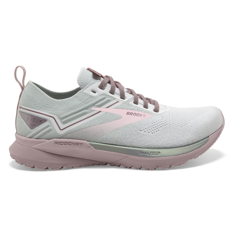 Women's Brooks Ricochet 3, White/Ice/Primrose Pink, 10 B Medium