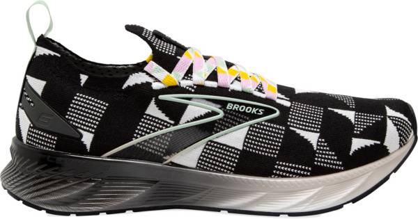 Women's Brooks Levitate StealthFit 6, Black/White/Subtle Green, 8 B Medium