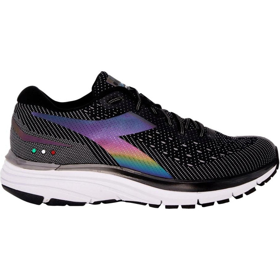 Men's Diadora Mythos Blushield Hip 6, Black/White, 11.5 D Medium