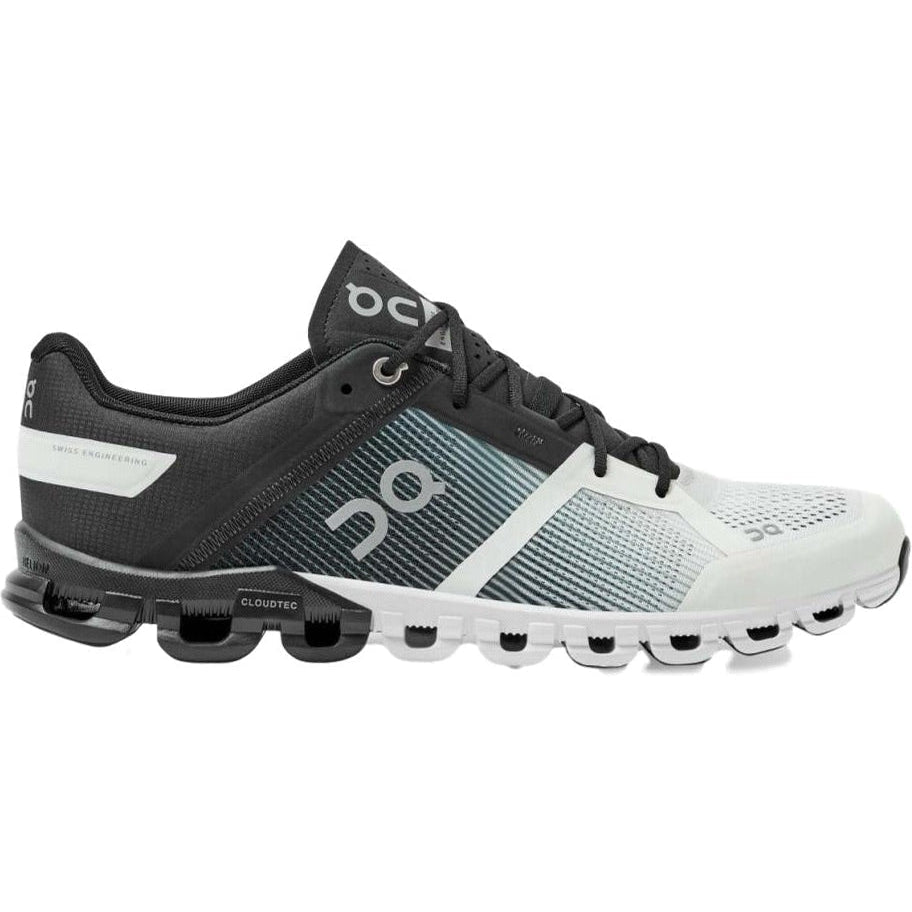 Men's On Cloudflow, Black/White, 11.5 D Medium