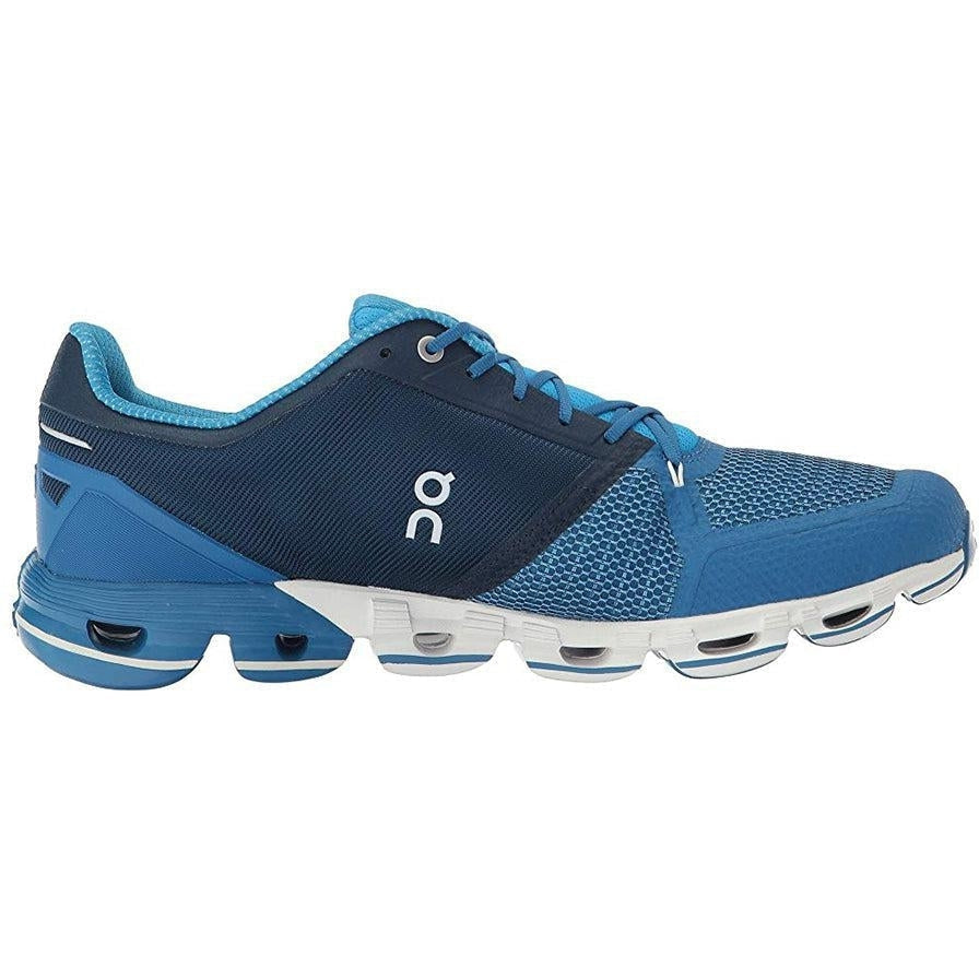 Men's On Cloudflyer, Blue/White, 8 D Medium