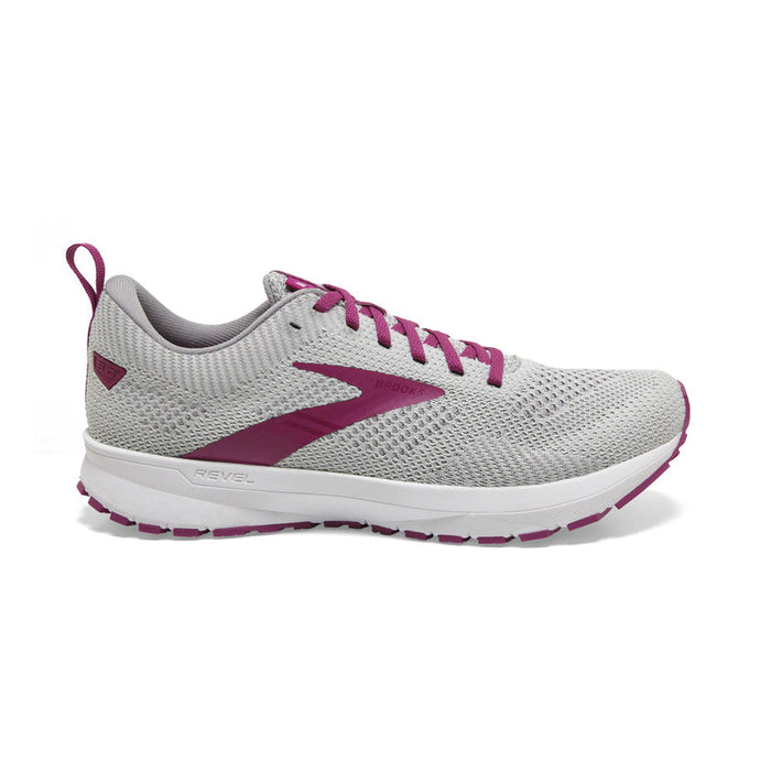 Women's Brooks Revel 5, Grey/White/Baton Rouge, 9 B Medium