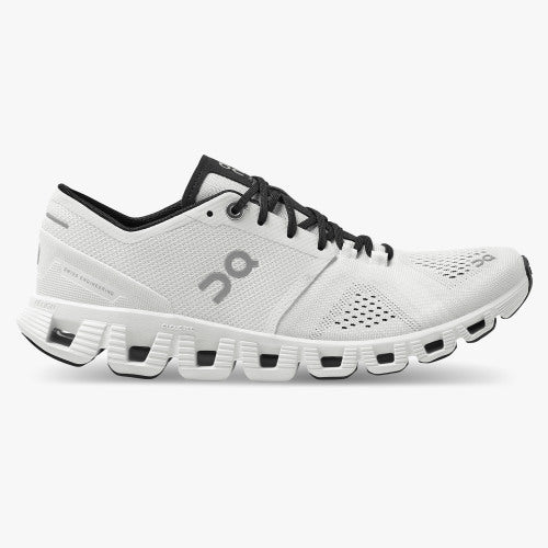Women's On Cloud X, White/Black, 9.5 B Medium